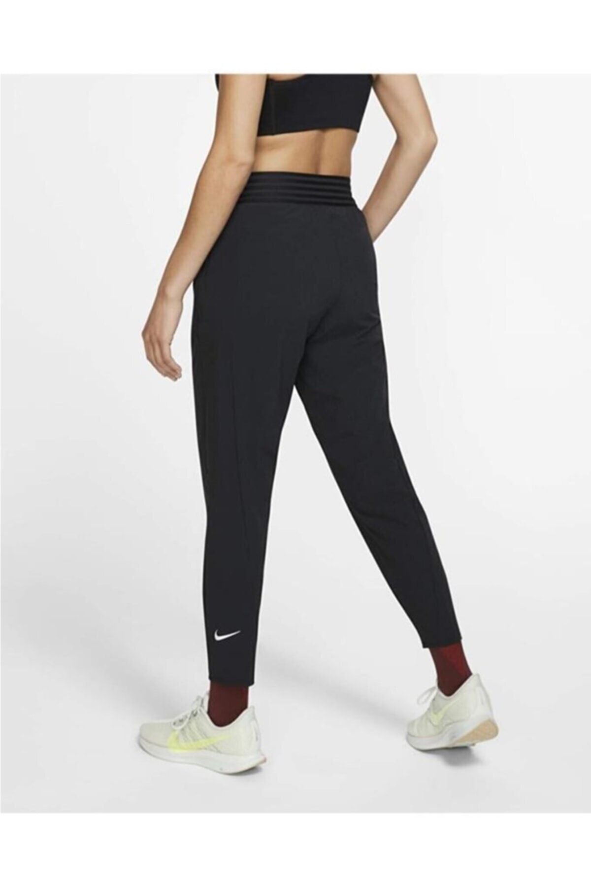 Nike tapered joggers womens new arrivals