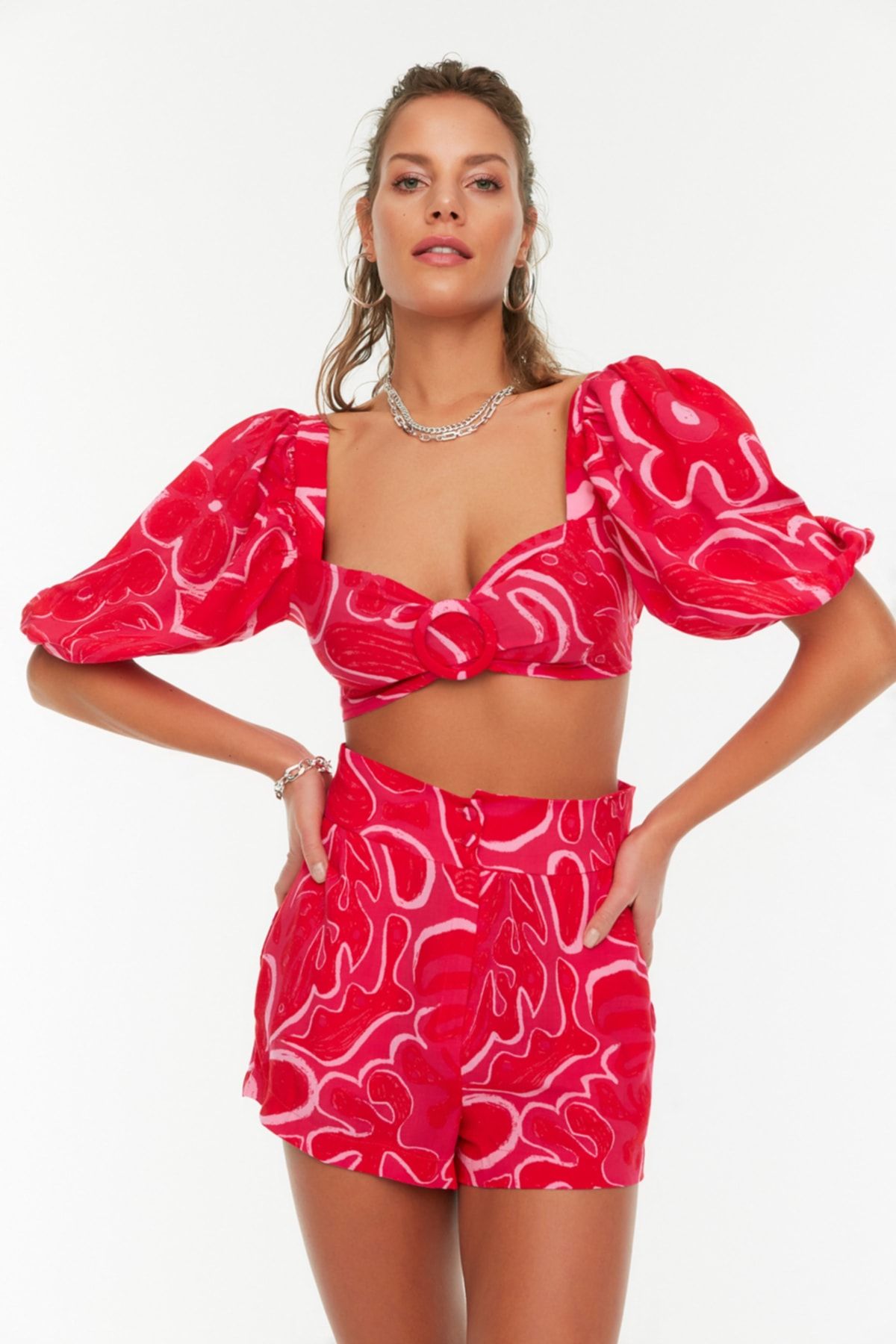 Trendyol Collection Strand-strandanzug In Leinenoptik Mit Fuchsia-ballonärmeln Und Schnalle für Damen - 34