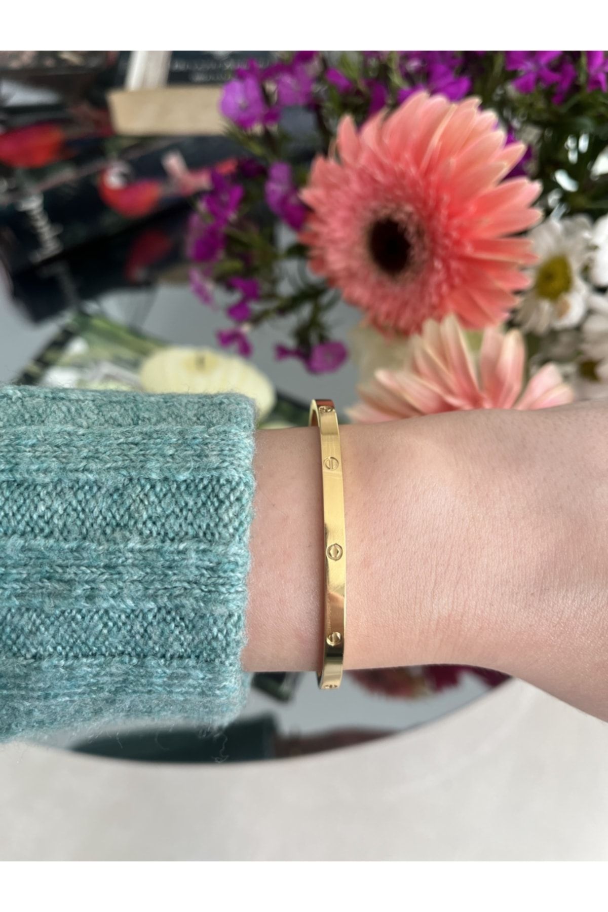 Cartier bracelet deals flower