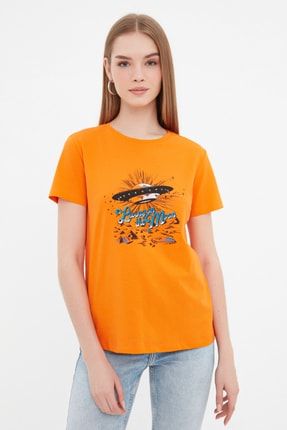 Turuncu Baskılı Basic Örme T-Shirt TWOSS22TS2064