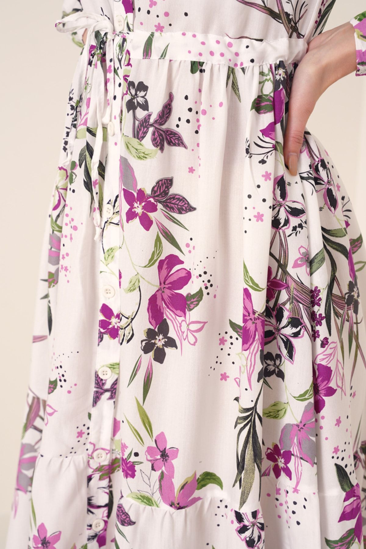 Bigdart-2144 Weißes Hijab-Kleid mit gemustertem Kragen 4