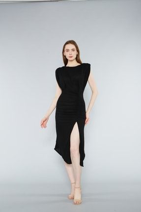 Kadın Siyah Vatkalı Elbise 150000