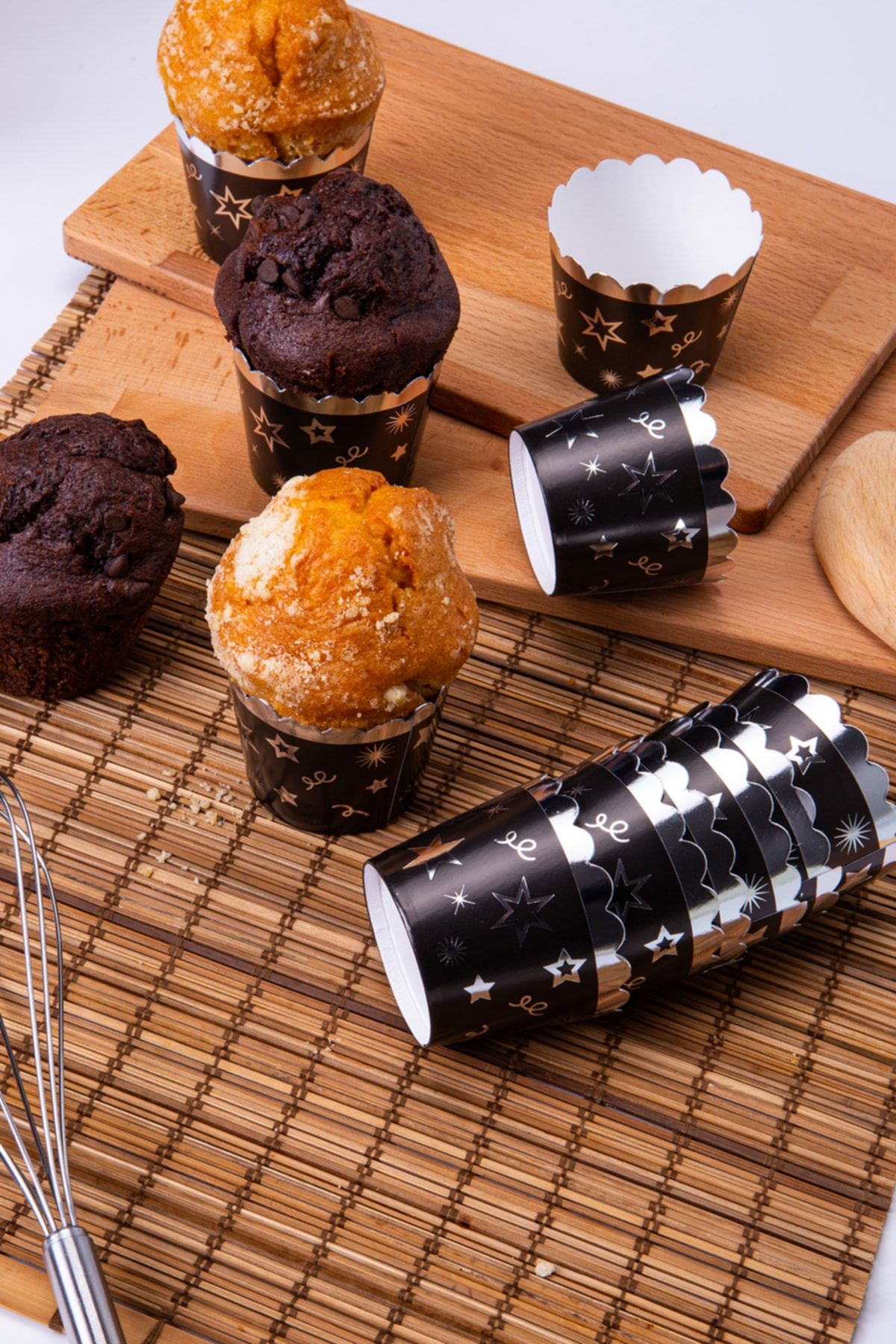 Huzur Party Store-Silver Gilded Black 12-Piece Cake Mold Star Confetti Detailed 6.5x5 Cm Muffin That Does Not Scatter in the Oven 2