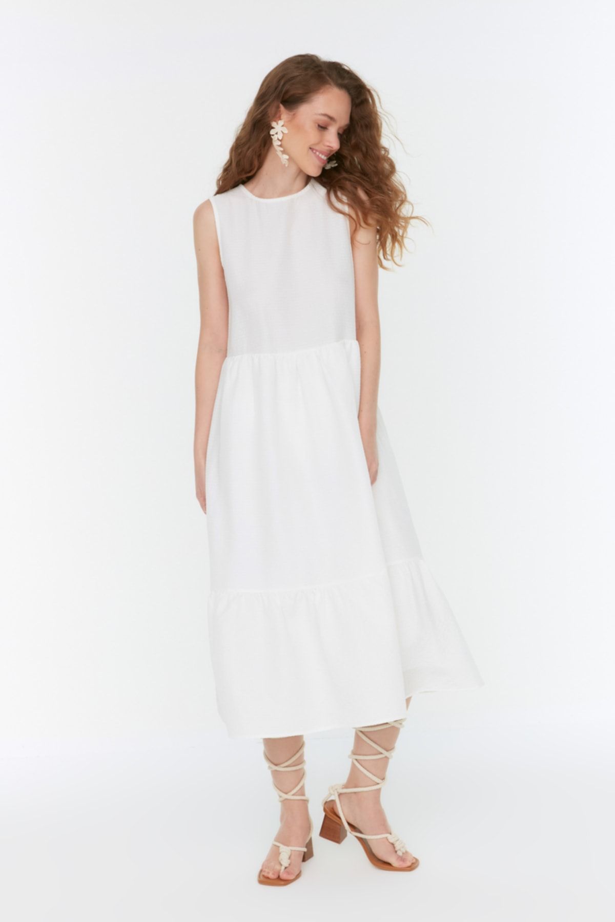 Trendyol Collection Kleid Ecru Shift Fast ausverkauft