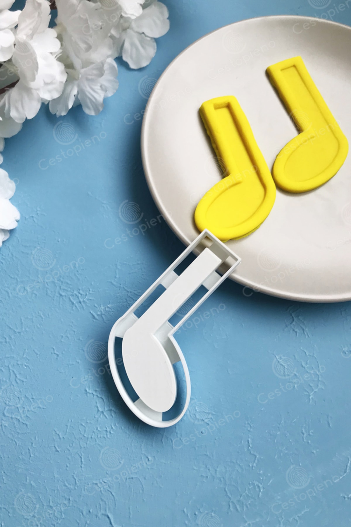 White Note Cookie Mold