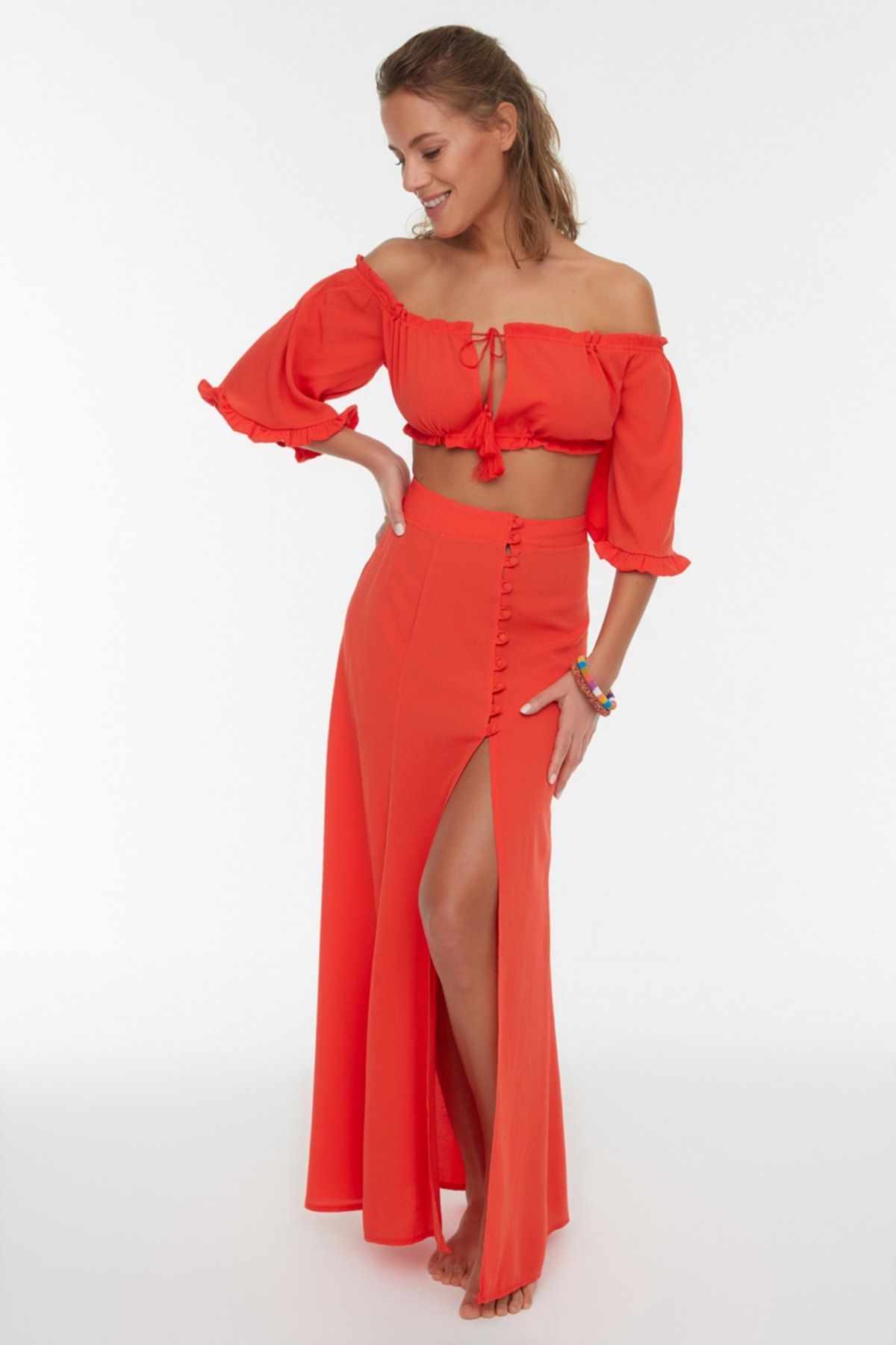 Trendyol Collection Zweiteiler Rot Regular Fit Fast ausverkauft
