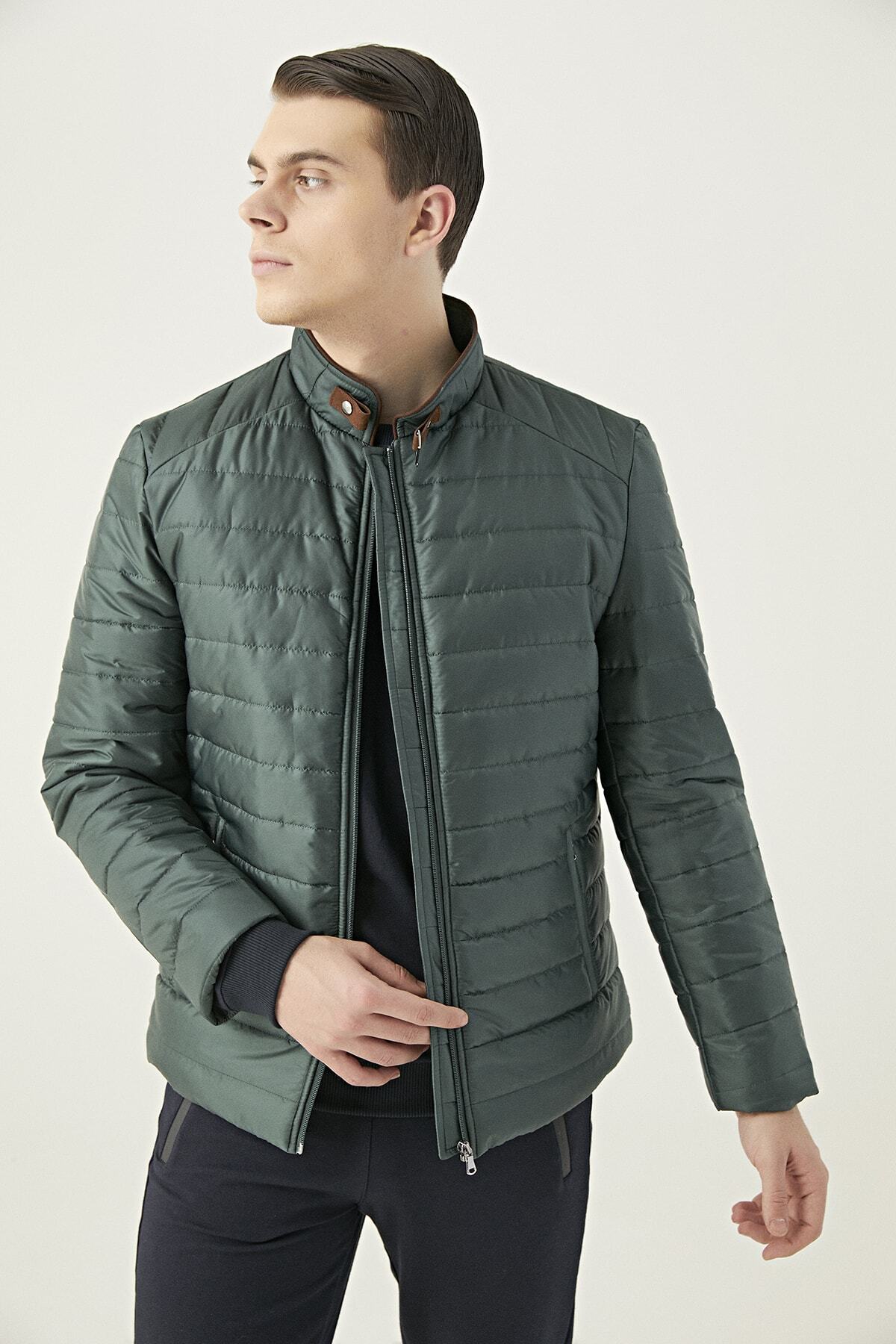 D куртки мужские. Mountain hardwear men's hommes. Мужская куртка weekend offender cobija navy. Куртки a s d. Куртка d s.