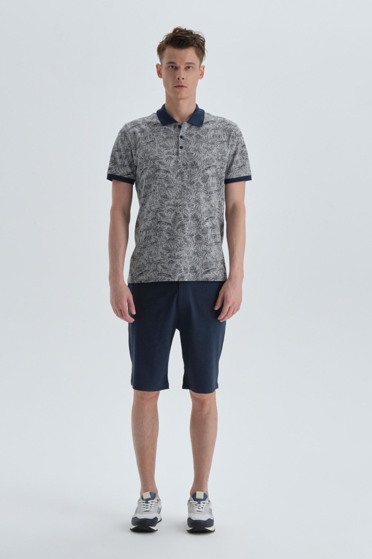Dagi-Navy Blue Shorts 24