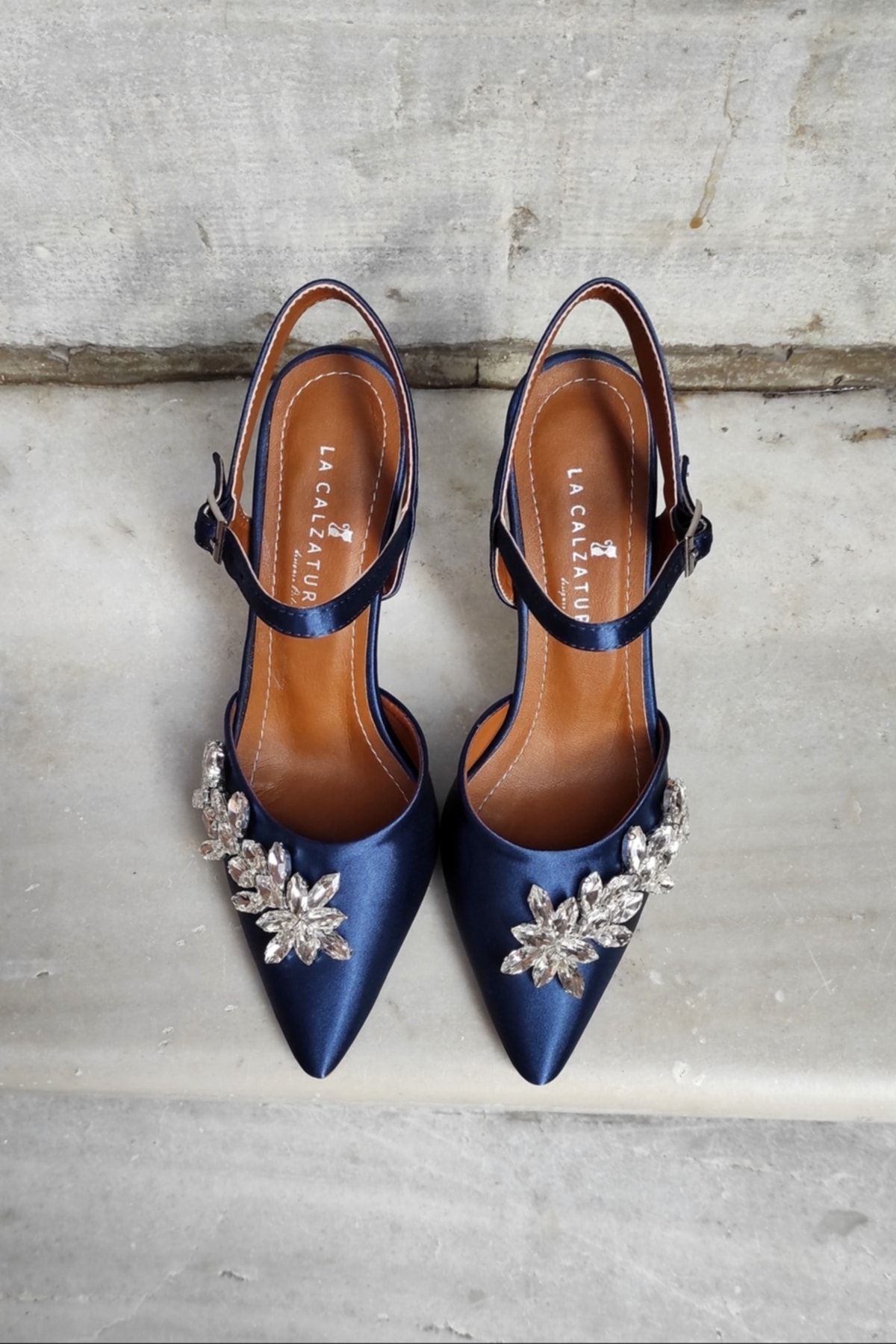 Dark blue shoes best sale heels