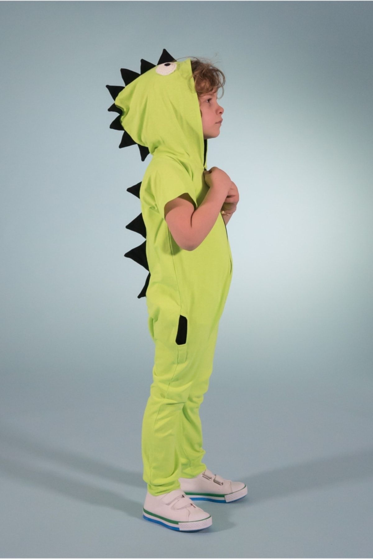 complete the look image