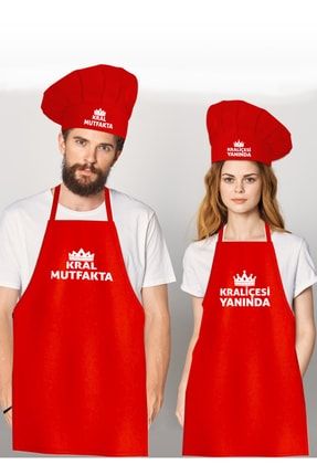 2li Kırmızı Mutfak Önlüğü Ve Aşçı Şapkası - Kral Mutfakta - Kraliçesi Yanında Baskılı eckırmızıkombintam