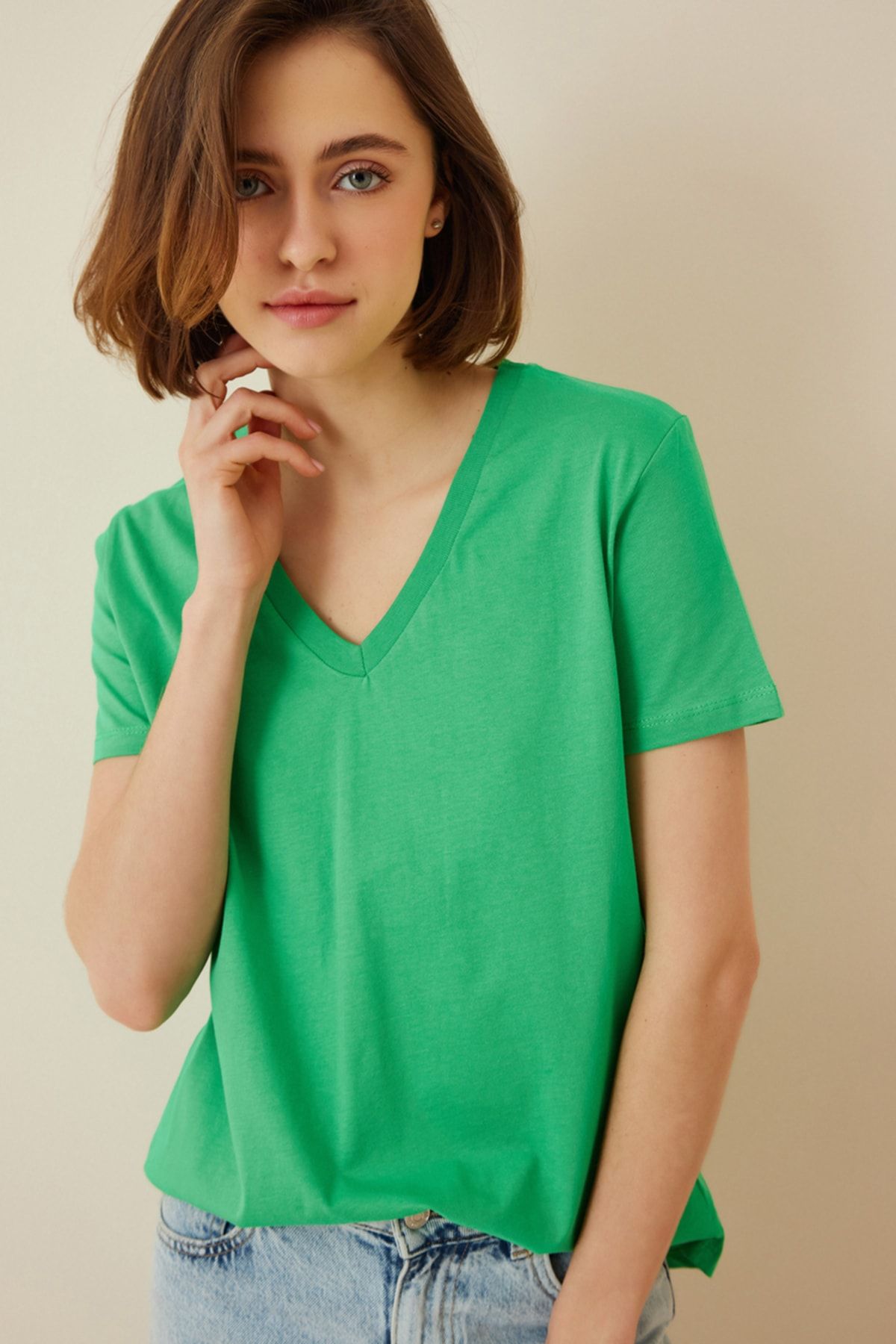 Happiness İstanbul T-Shirt Grün Regular Fit Fast ausverkauft