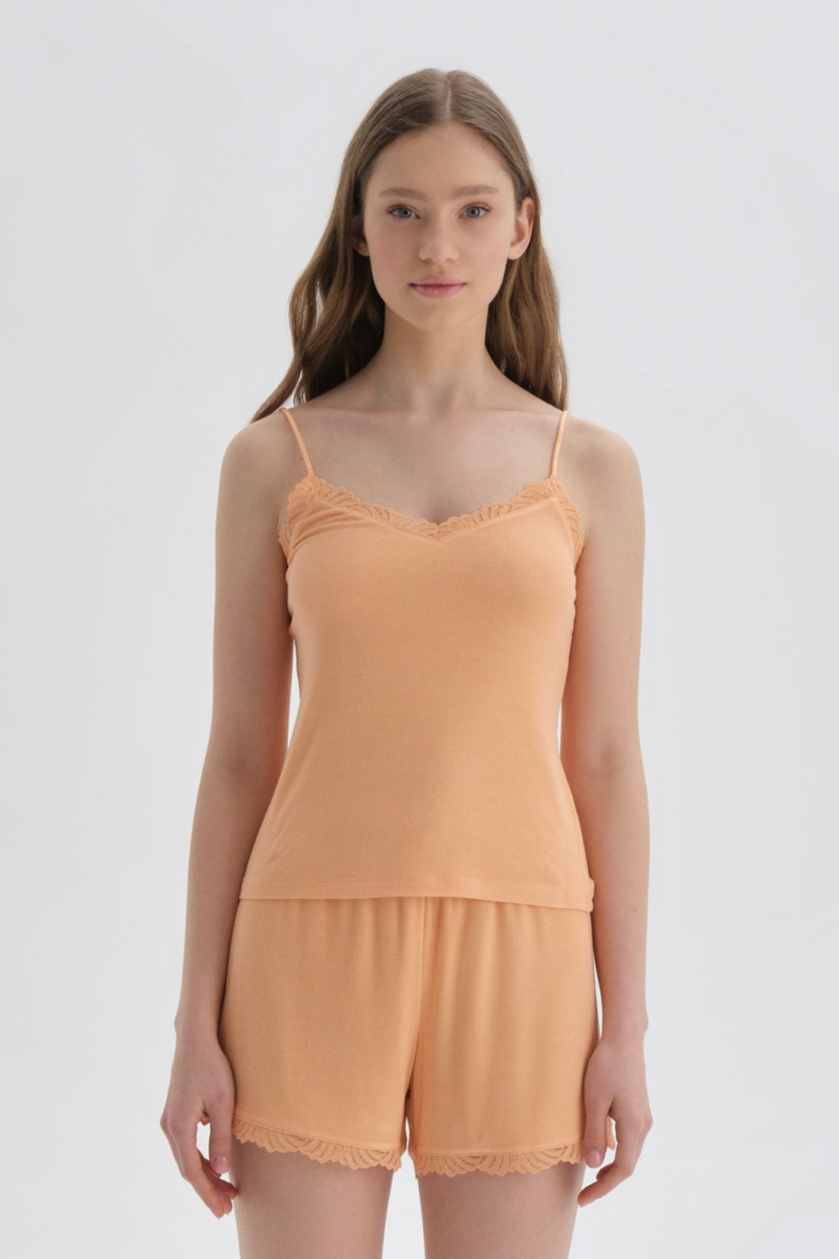 Dagi Unterhemd Orange Figurbetont