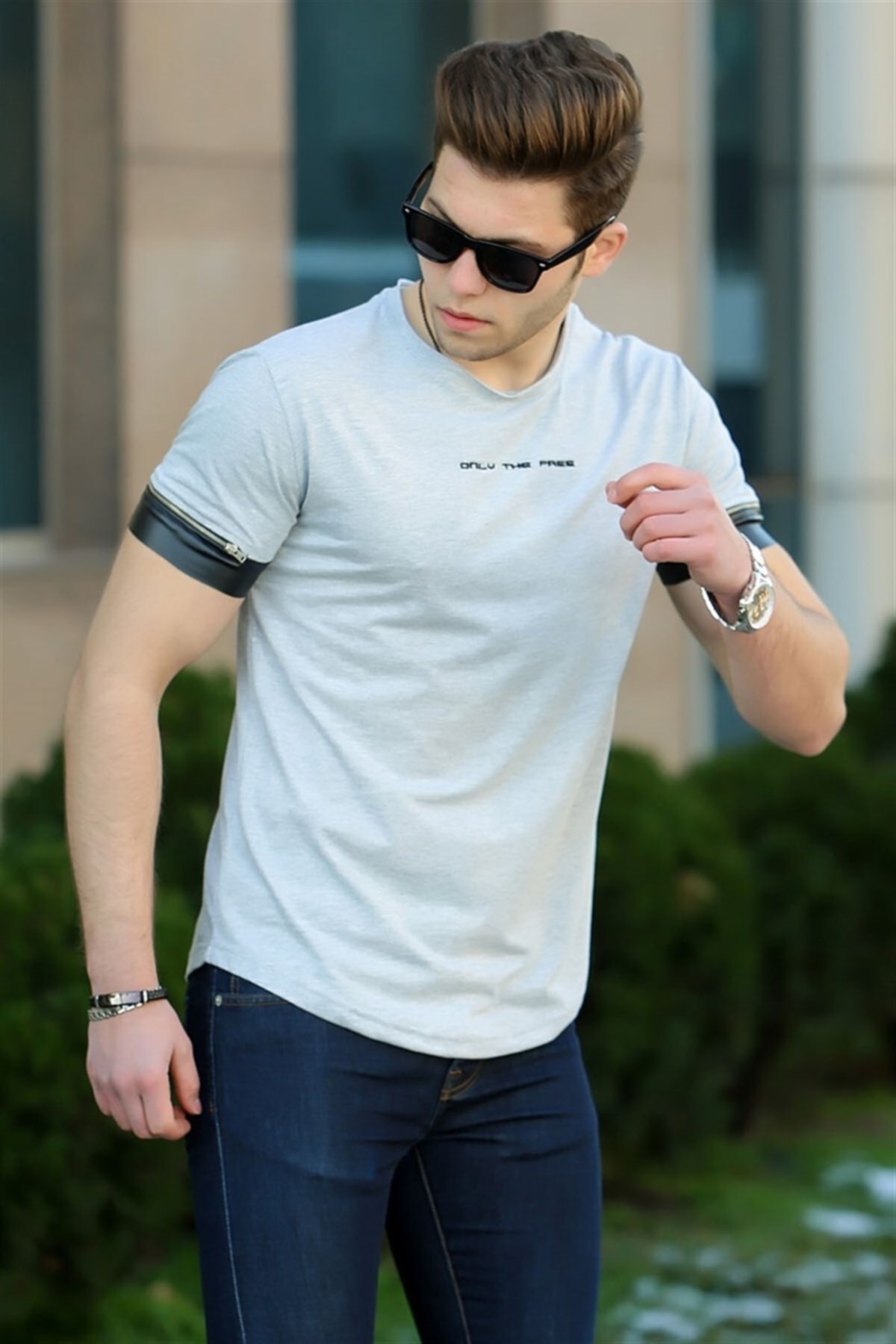 Madmext T-Shirt Grau Regular Fit Fast ausverkauft