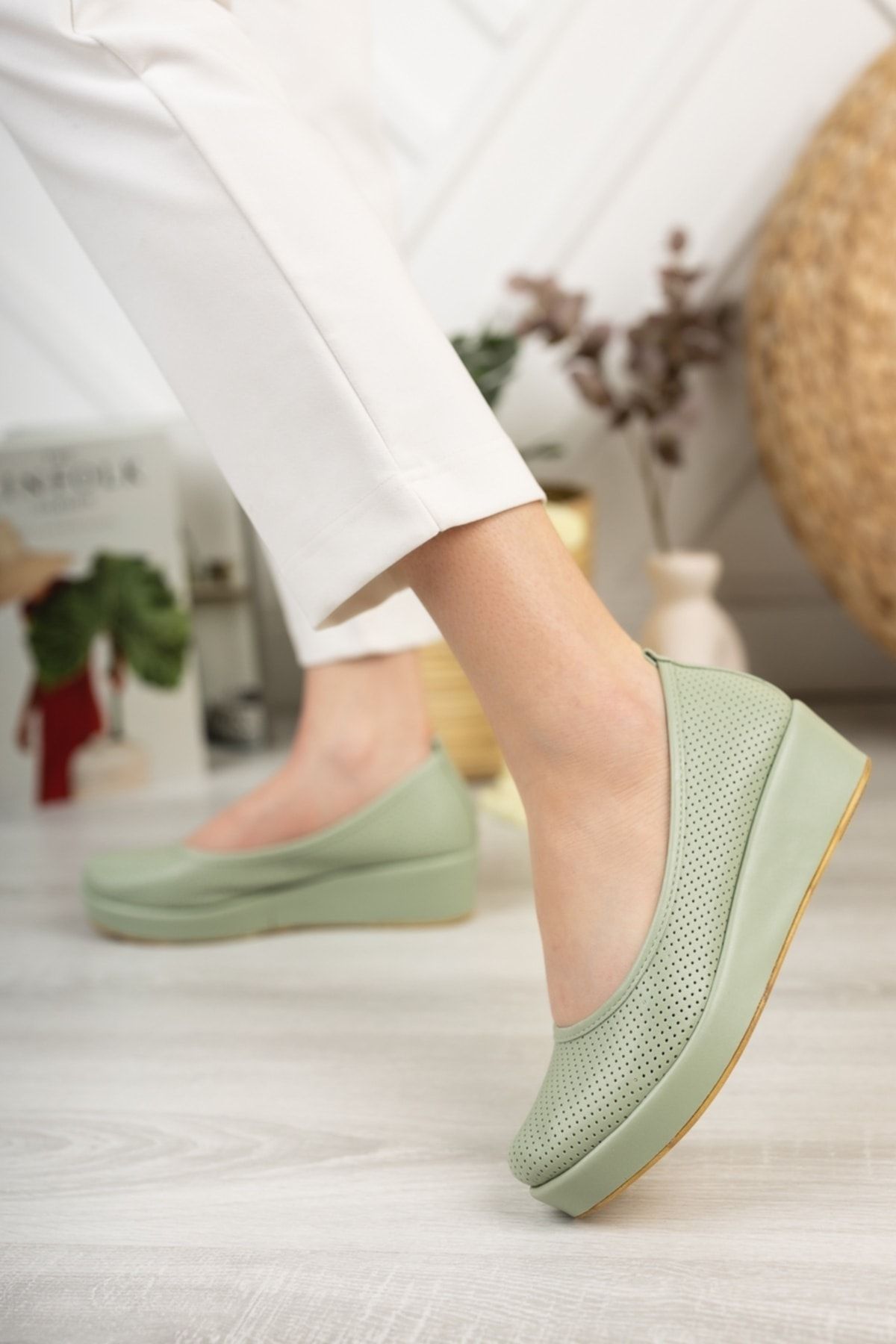 Mint green wedges new arrivals