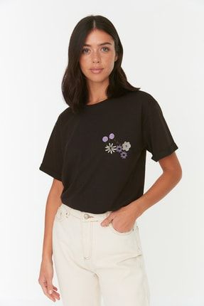 Kahverengi Recycle Nakışlı Boyfriend Örme T-Shirt TWOSS22TS0657