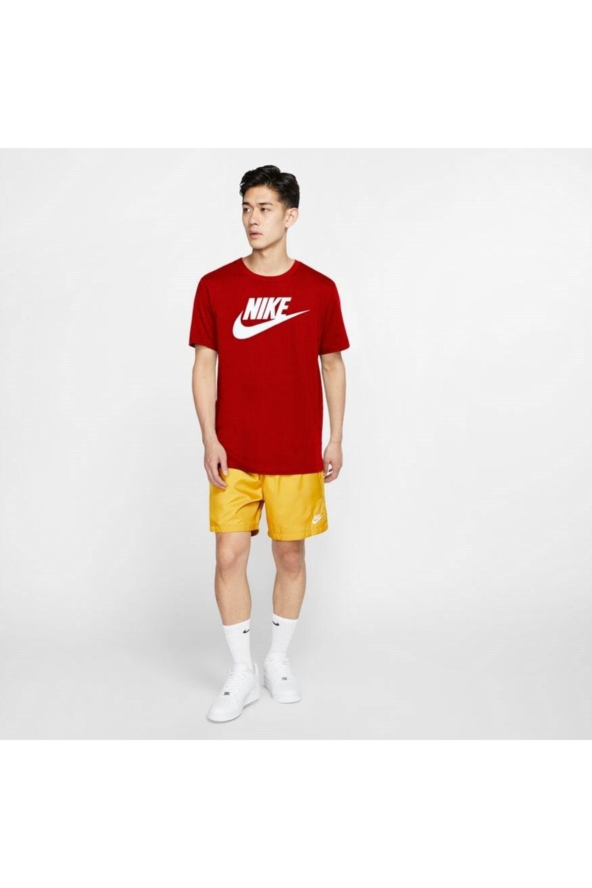 Nike t shirt best sale gold