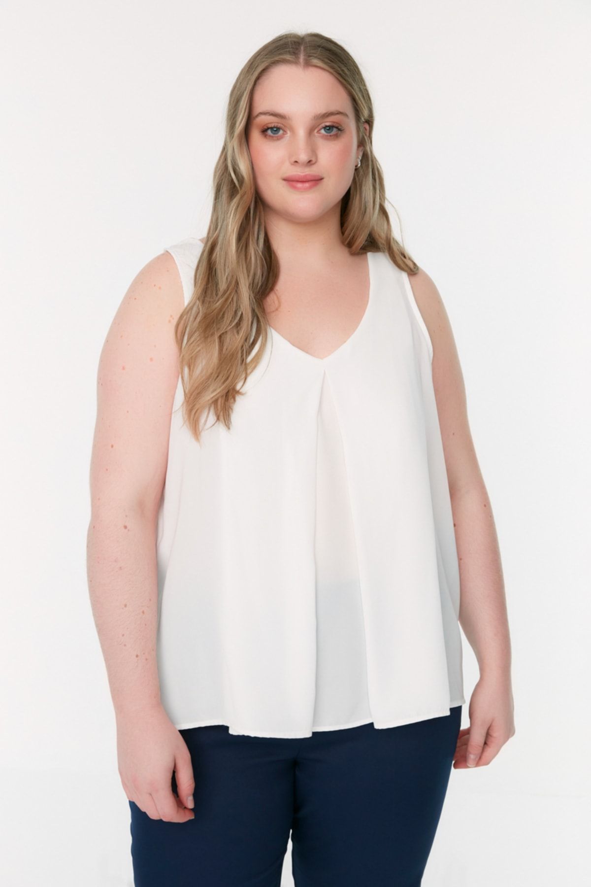 Trendyol Curve Große Größen in Bluse Weiß Regular Fit Fast ausverkauft