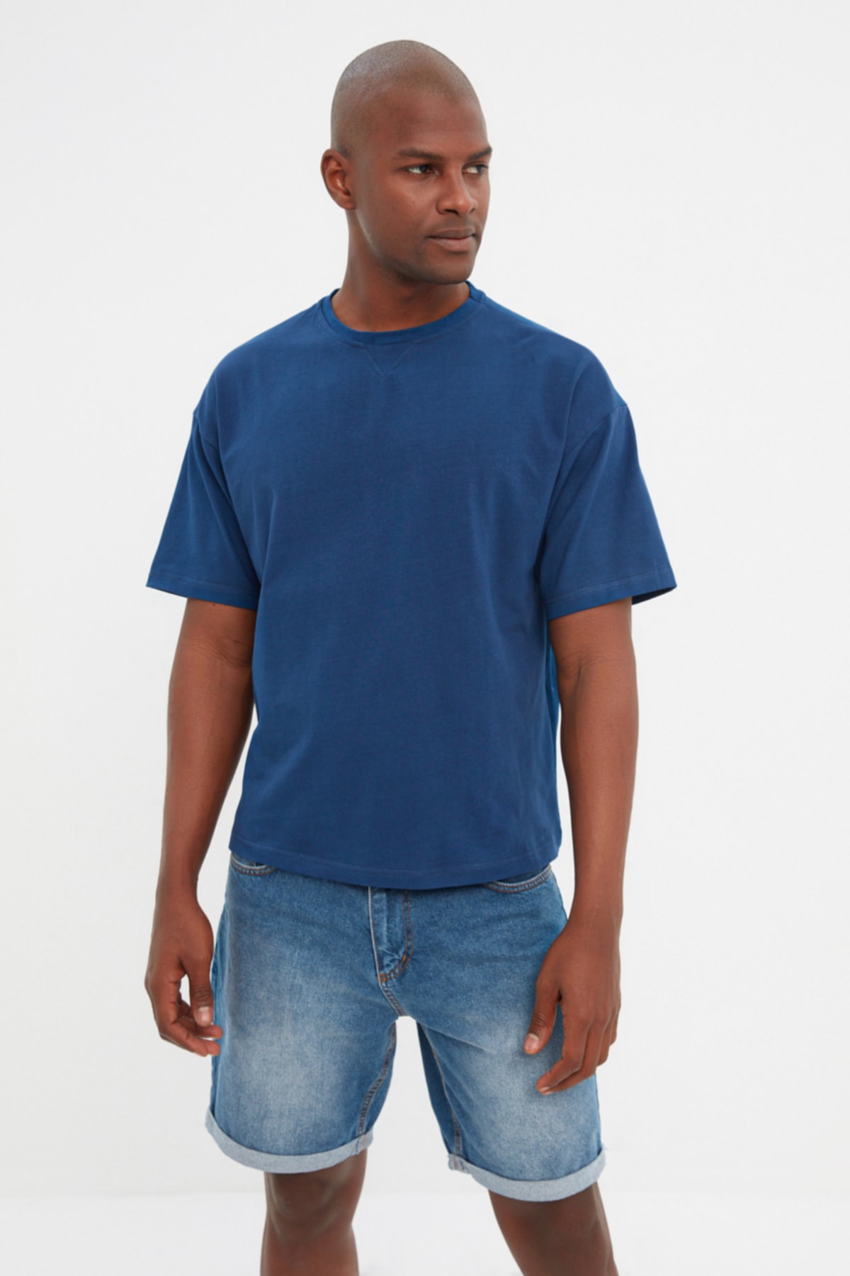 Trendyol Collection T-Shirt Blau Relaxed Fit Fast ausverkauft