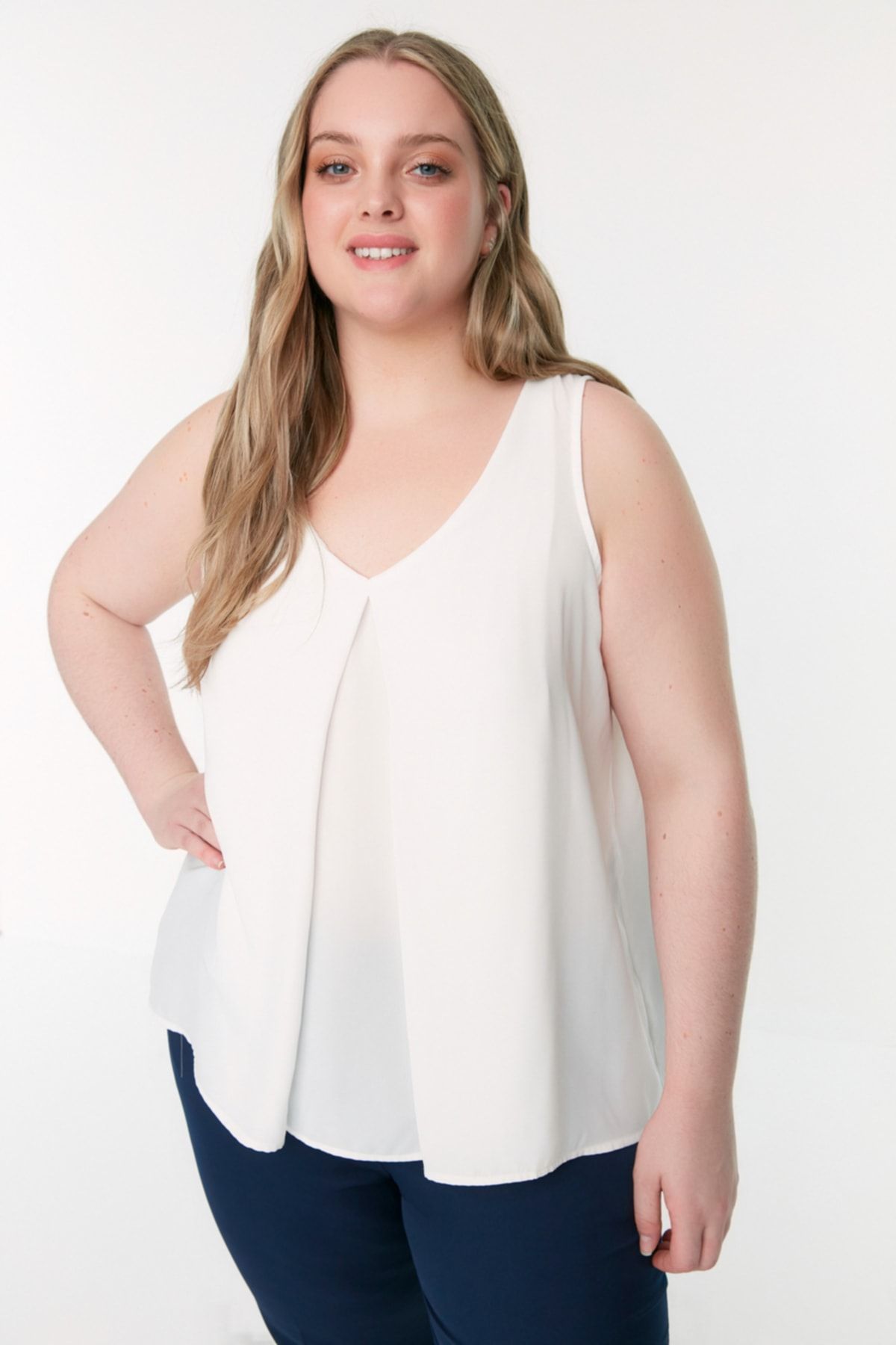 Trendyol Curve Große Größen in Bluse Weiß Regular Fit Fast ausverkauft