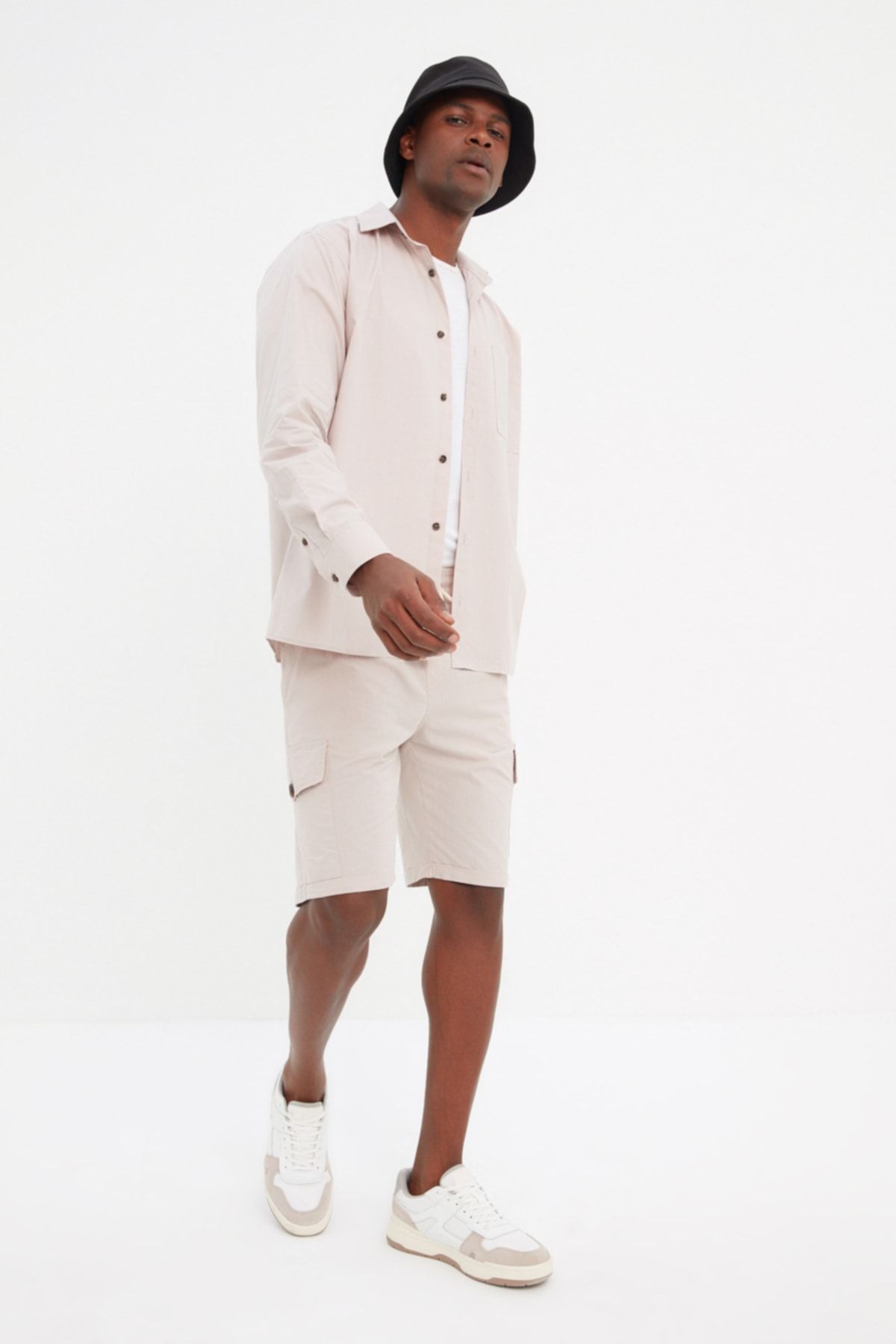 Trendyol Collection Hemd Beige Relaxed Fit Fast ausverkauft