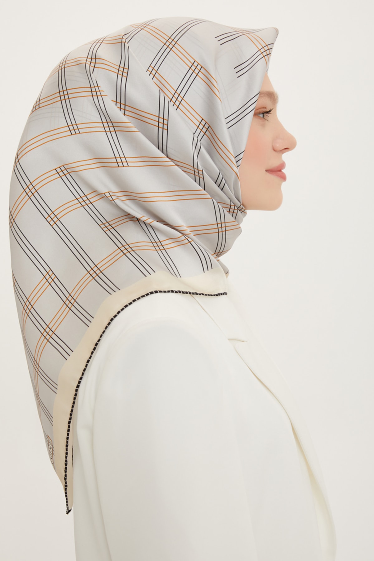 روسری زنانه آرمینه | E22YA8726D03 Armine - Image 3