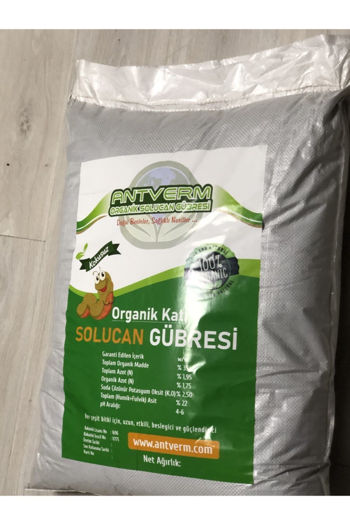 Kırmızı Amerikan Kaliforniya Solucanından Doğal Üretilen Ekolojik Gübre 15 Kilo