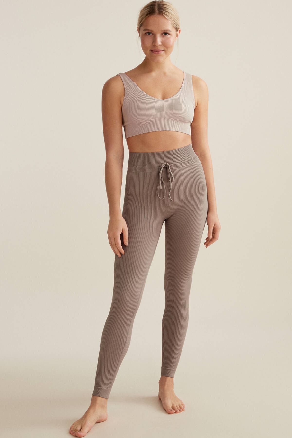 Oysho Kadin Gri Melanj Bilek Hizasinda Comfort Tayt Trendyol