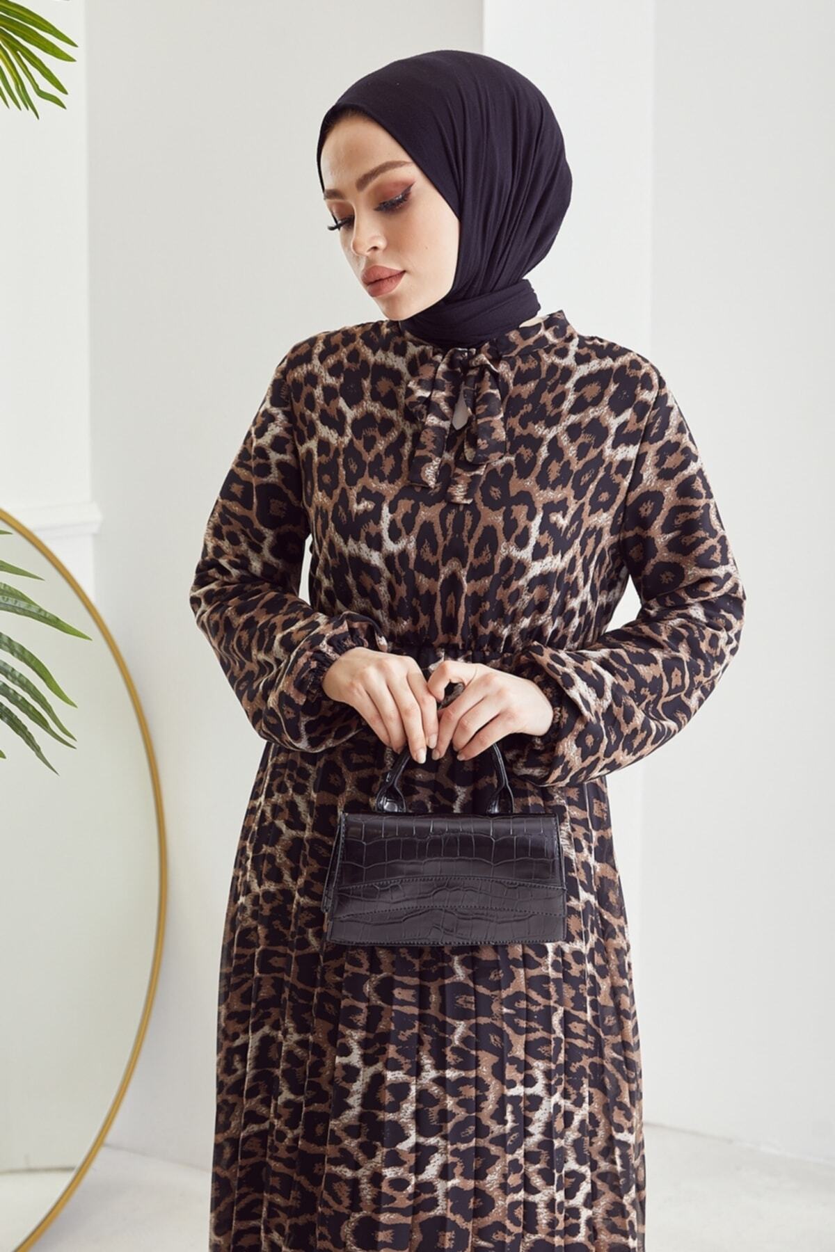 InStyle-Almines Pleated Chiffon Hijab Dress - Brown 3