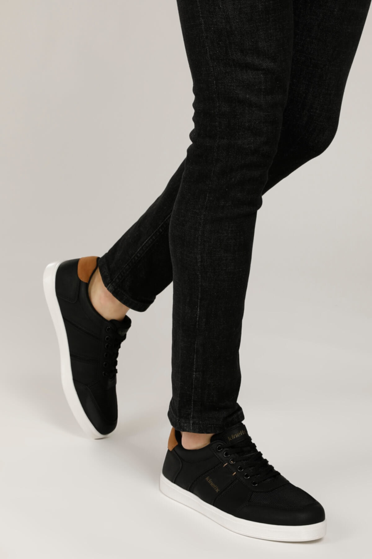 Balance 581 New Balance 857 Men Basketball Balenciaga Triple S