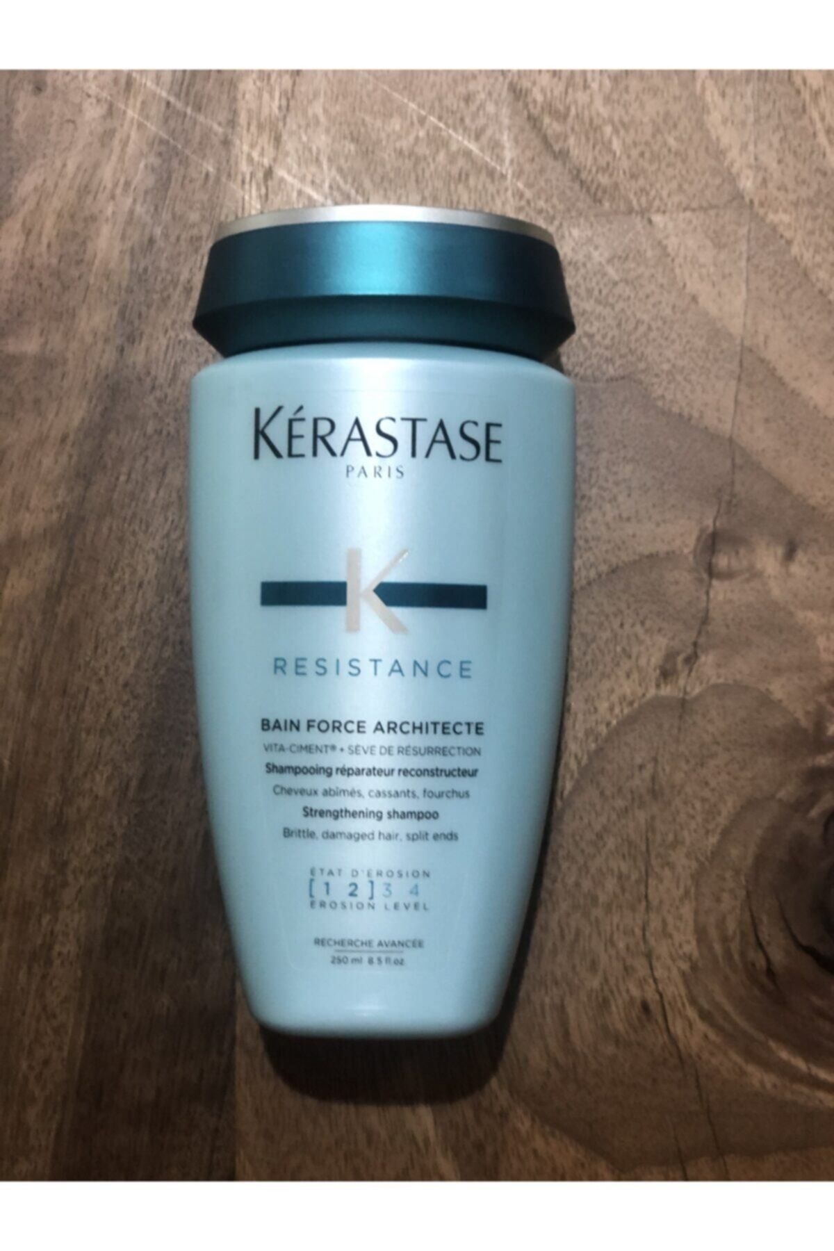 شامپو برای موهای آسیب دیده (سایش سطح 1-2) - Bain Force Architecte 250 ml Kerastase
