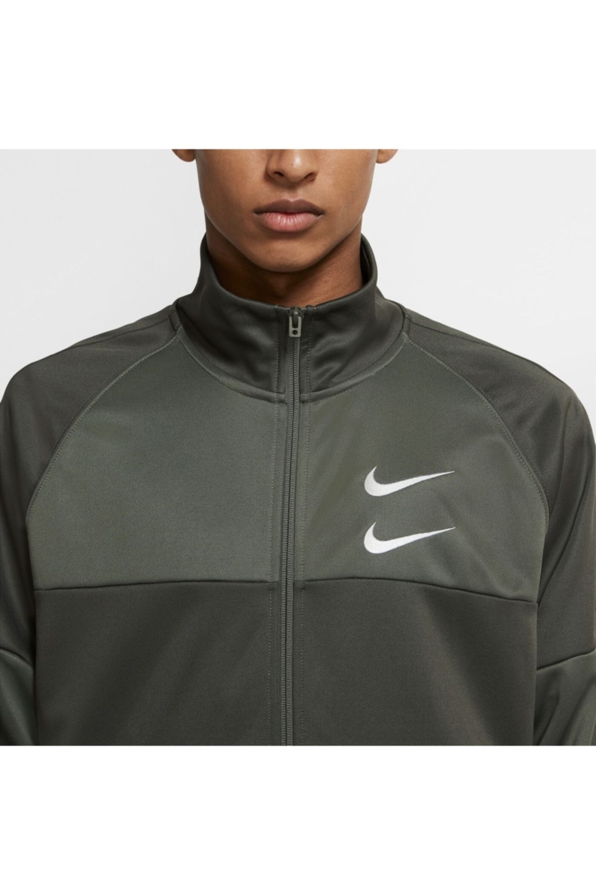Nike sales colourful jacket