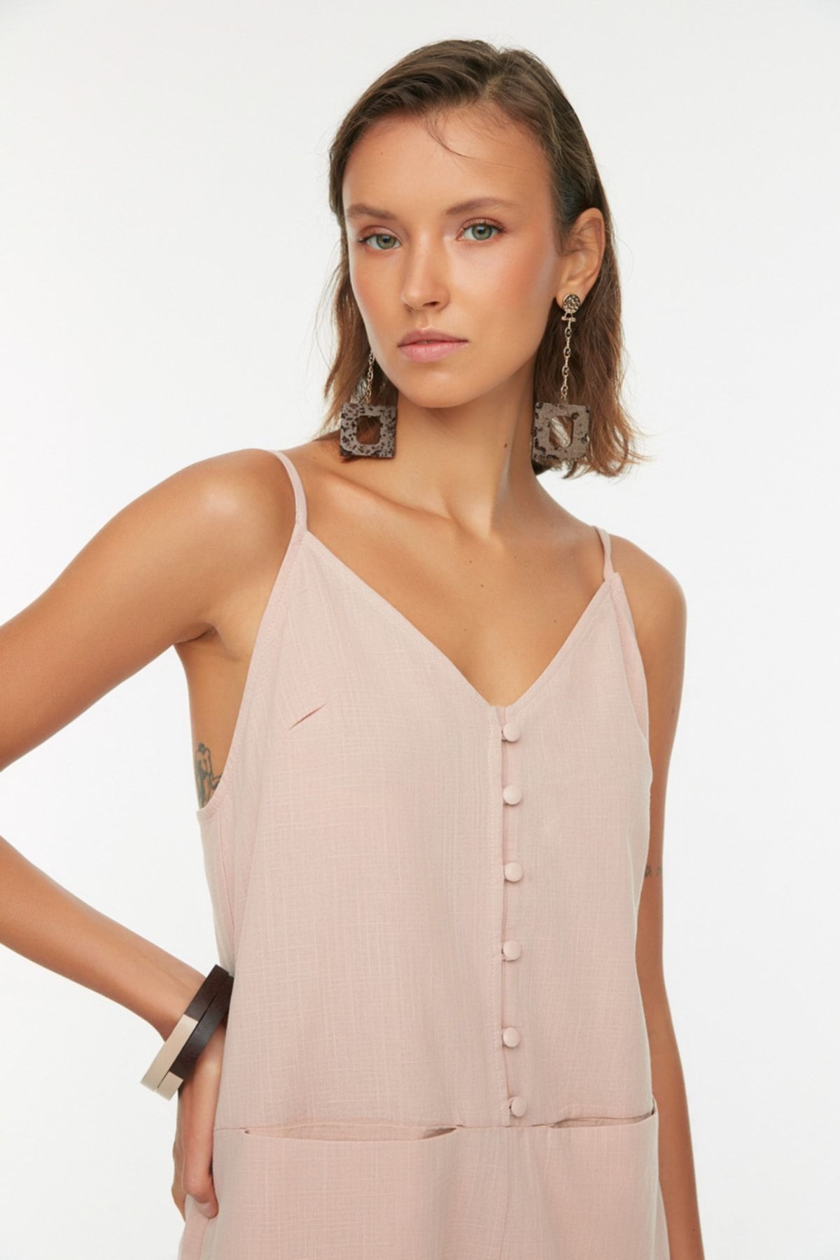 Trendyol Collection Jumpsuit Beige Regular Fit Fast ausverkauft