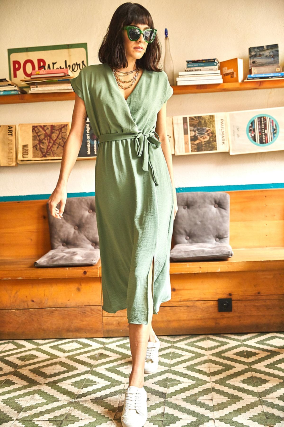 Perfect belted dress hotsell