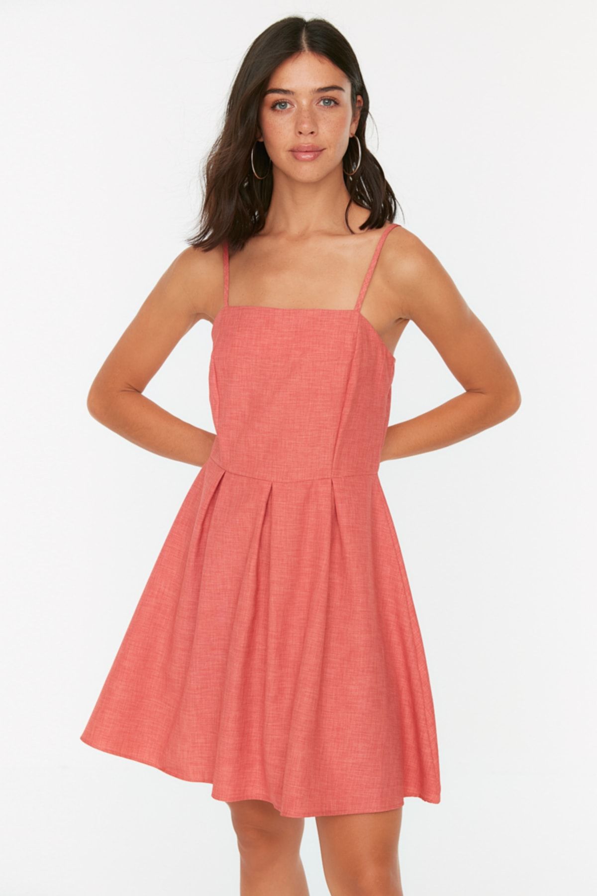 Trendyol Collection Kleid Rosa Skater Fast ausverkauft
