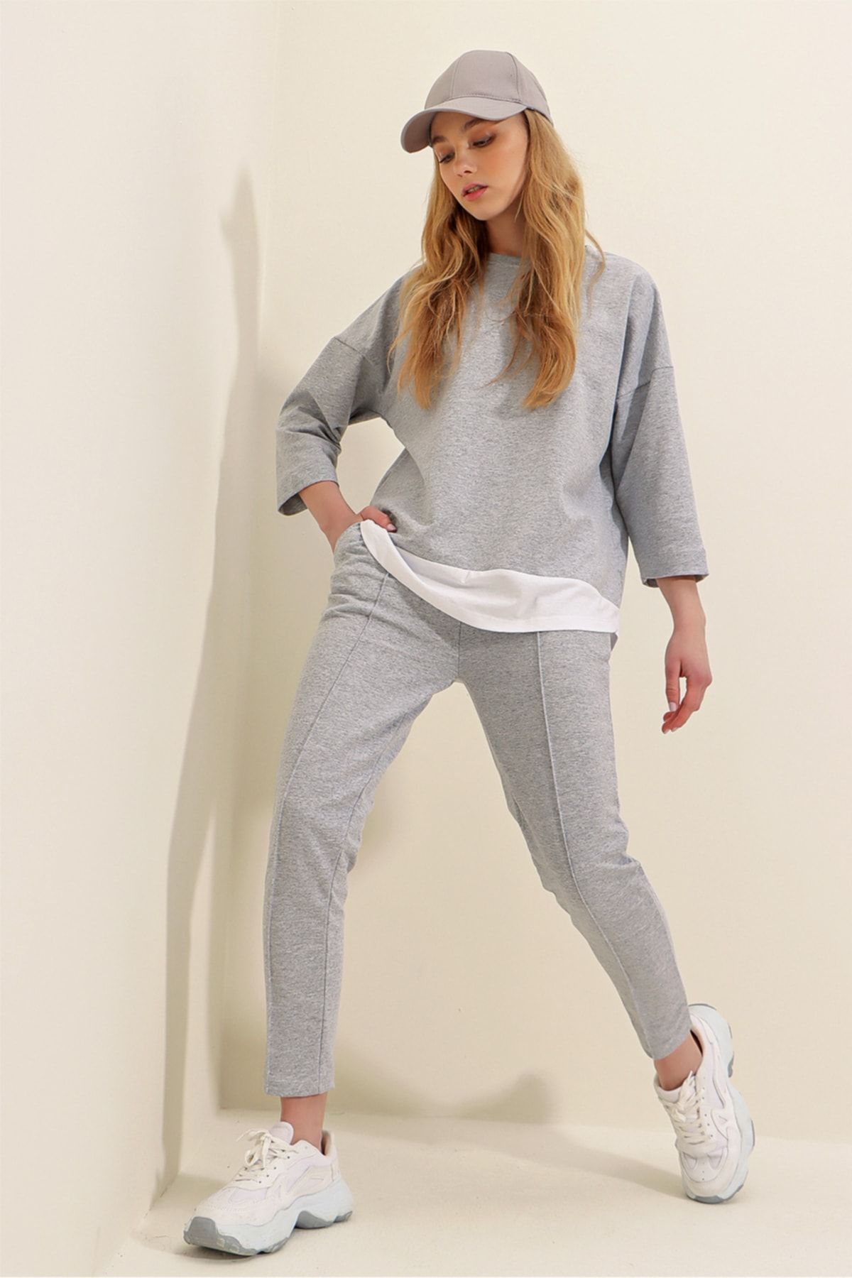 Trend Alaçatı Stili-Grauer Damenanzug mit breitem Kragen, elastischer Taille, doppelter Tasche vorne, Nähten, zweifädigem Unterteil und Oberteil ALC-X8175 2