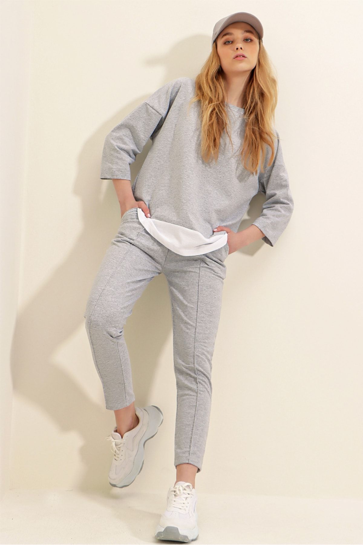 Trend Alaçatı Stili-Grauer Damenanzug mit breitem Kragen, elastischer Taille, doppelter Tasche vorne, Nähten, zweifädigem Unterteil und Oberteil ALC-X8175 4