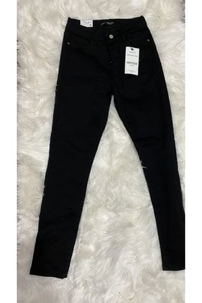 Siyah Dar Paça Jeans 030609