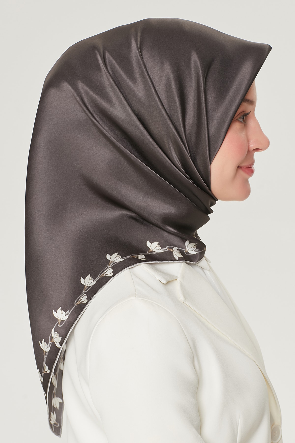 روسری زنانه آرمینه | E21YA8553D03 Armine - Image 3