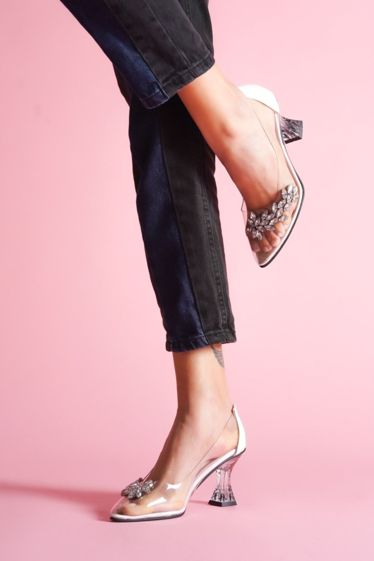 Cinderella court shoes top