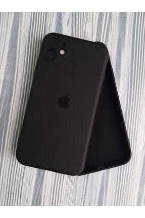 Iphone 11 Uyumlu Siyah Kamera Korumalı Lansman Ici Kadife Silikon Logolu Kılıf MORE05