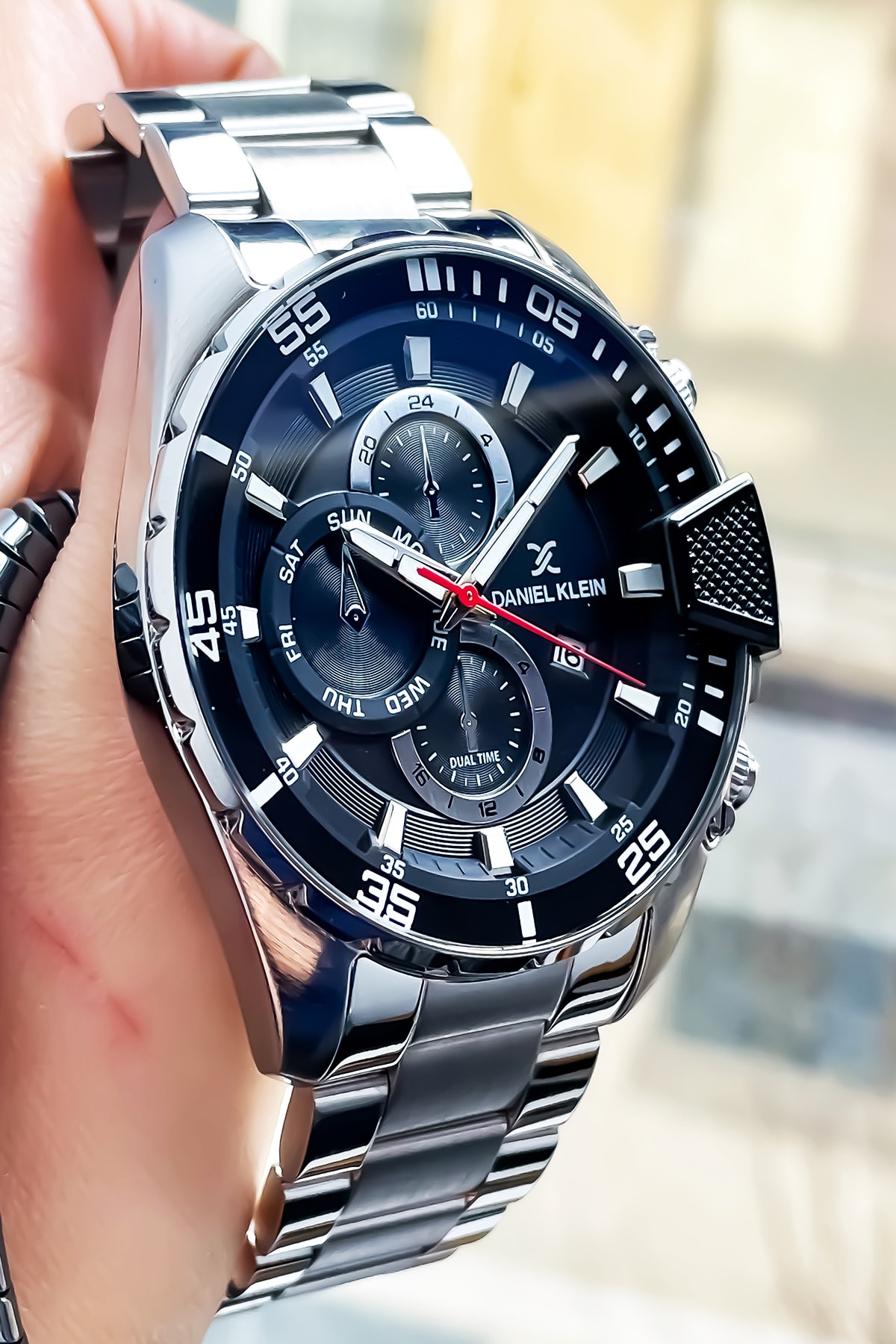 watches between 15000 to 20000