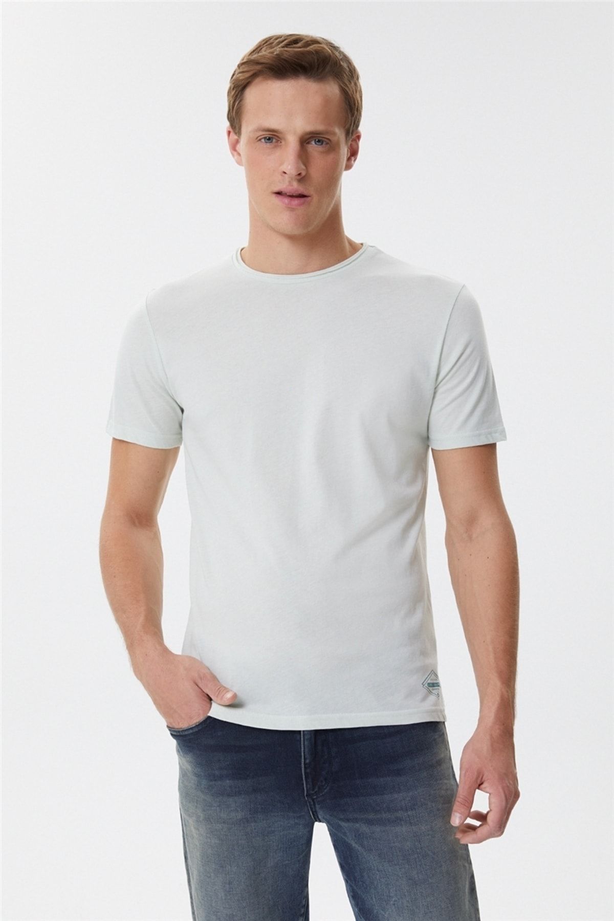 تی شرت سبز مردانه گائل که یقه Lee Cooper