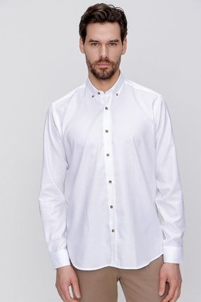 Erkek Beyaz %100 Pamuk Jakarlı Regular Fit Rahat Kesim Gömlek 22MC004044