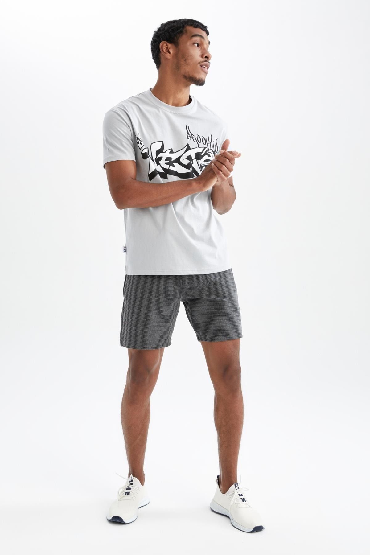 DeFacto Fit Standart Fit Şort IV6318