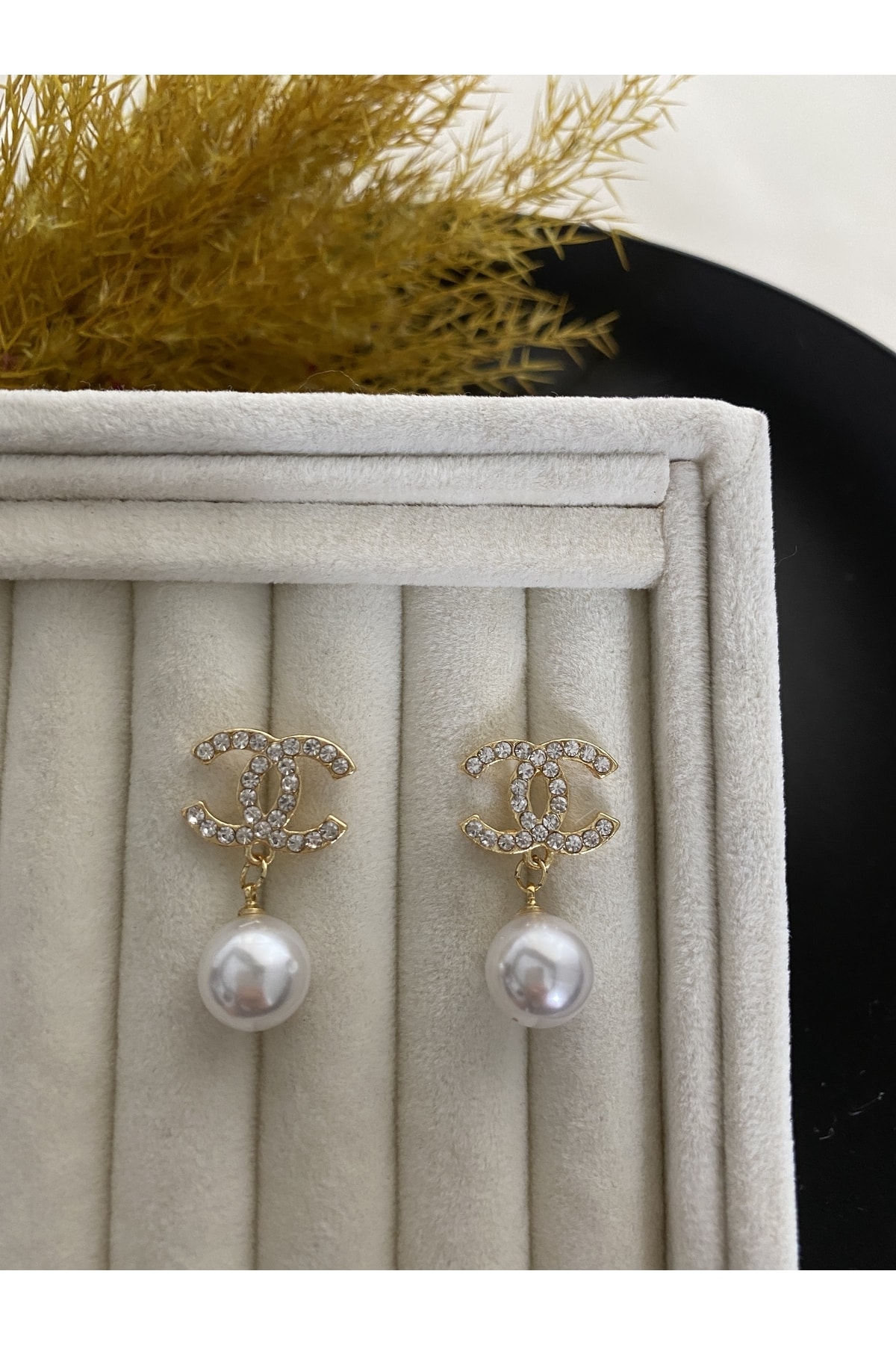 Heart Gold & Pearl Earrings – Bigsmall.in