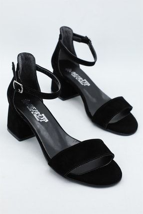 Kadın Topuklu Tek Bant Yazlık Sandalet 3 Cm Kare Topuk Kelepçeli Z240240