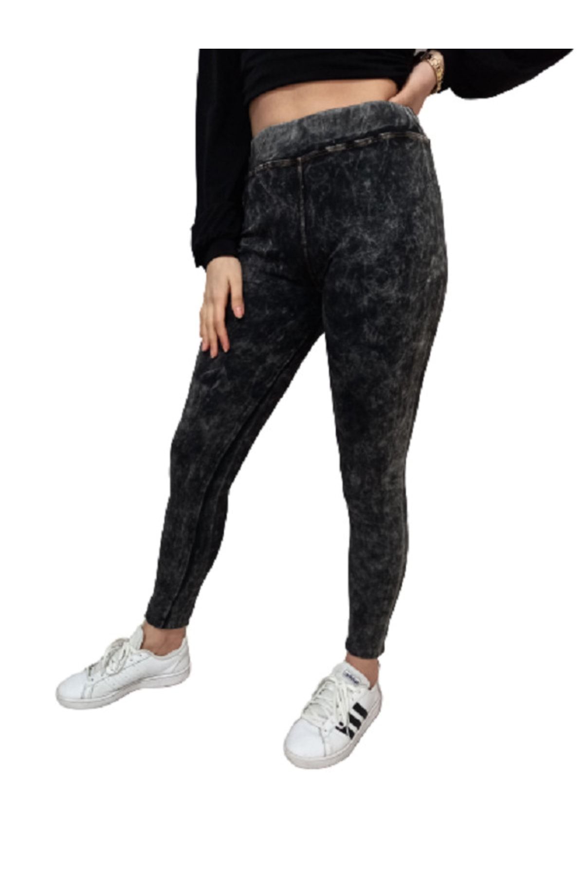 Lavince Supreme Fabric Lycra Wraps the Body with Its Comfortable