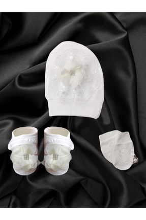 Beyaz Dantelli Taşlı Çiçekli Yenidoğan Pamuklu Bebek Bere Eldiven Patik 3 Parça Hastane Çıkışı Seti YAY-59