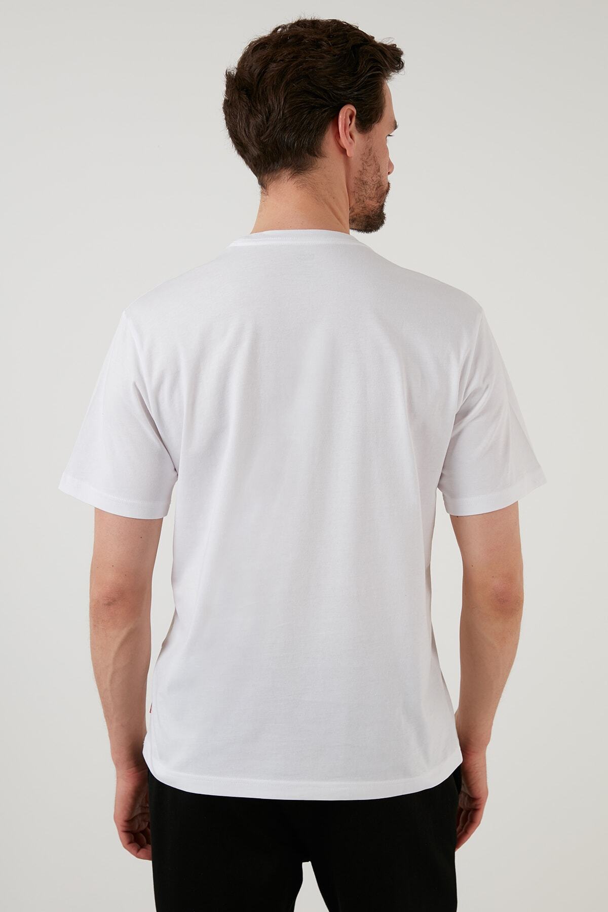 تی شرت لیوایز مردانه پنبه ای سفید  طرح دار Relaxed/ریلکس    Relaxed/ریلکس Daily/روزانه | Levi's TYC00410848574 - تصویر 4
